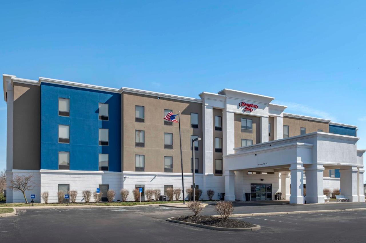 Hampton Inn Гринфилд Экстерьер фото