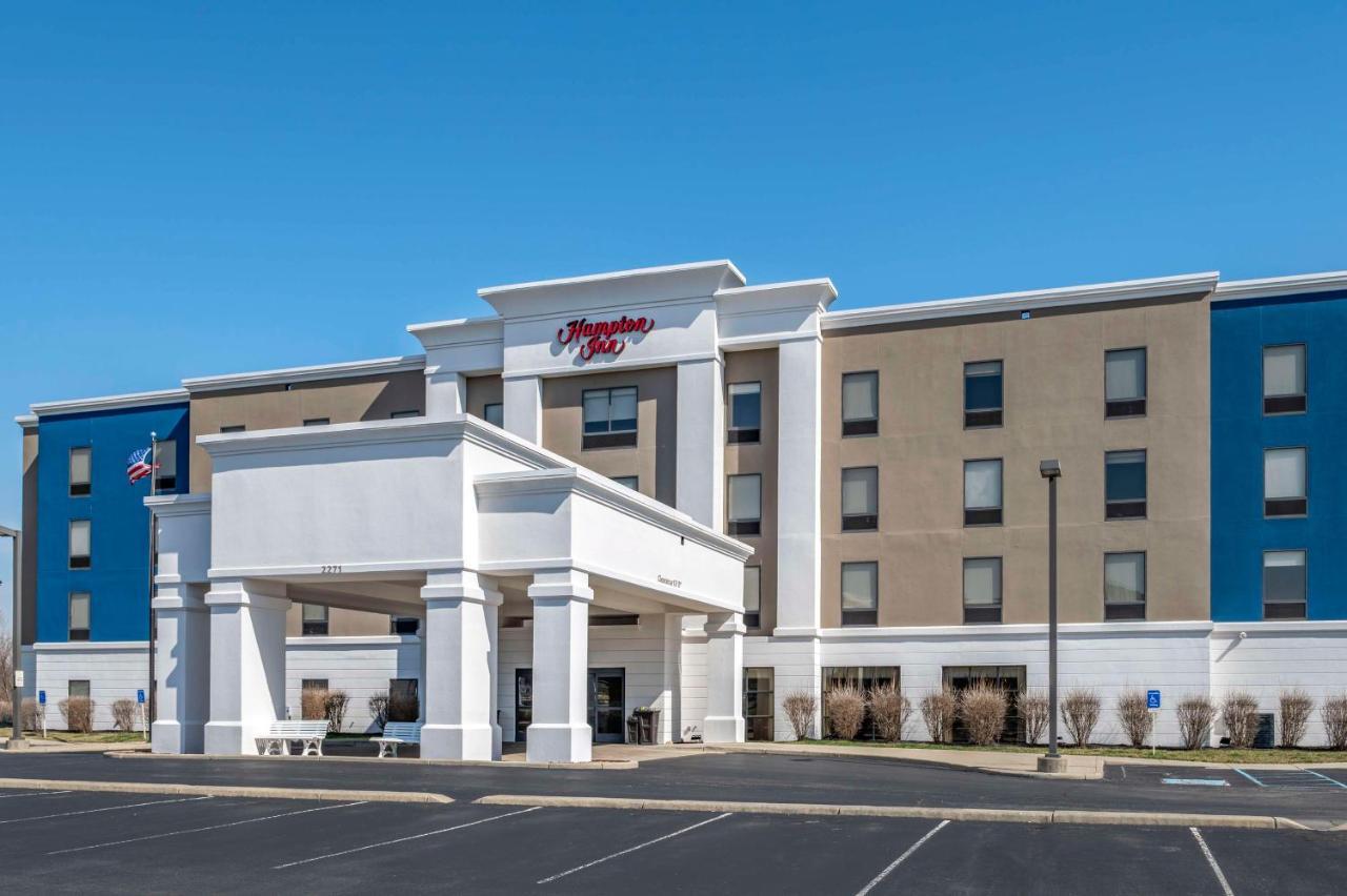 Hampton Inn Гринфилд Экстерьер фото
